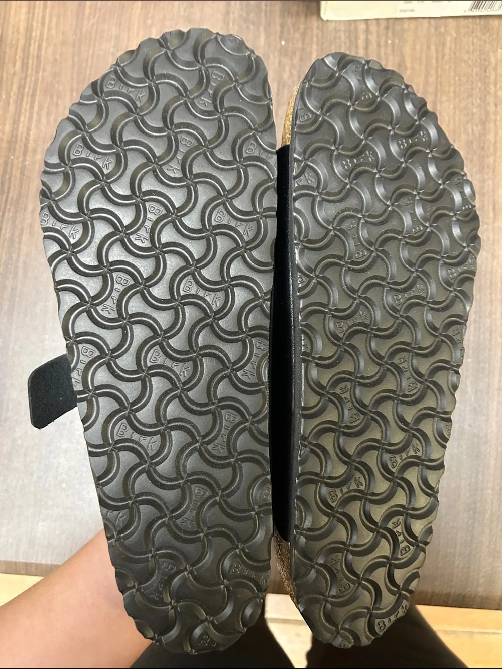 BIRKENSTOCK Arizona Mens Black Sandals Oiled Leather
